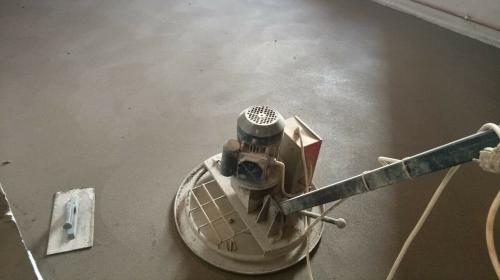 Как залить теплый пол в частном доме своими руками: пошаговая инструкция 07 Как залить теплый пол в частном доме своими руками: пошаговая инструкция 07