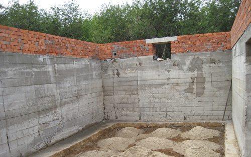 Как сделать цокольный этаж в готовом доме. Фундамент