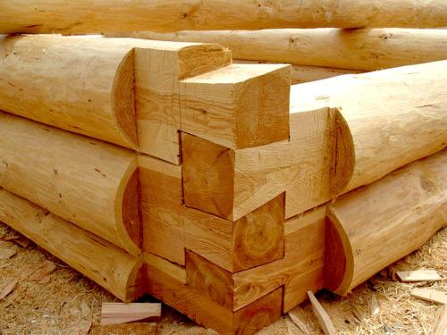 Оцилиндрованное бревно или рубленое. Производство оцилиндрованного и рубленного бревна