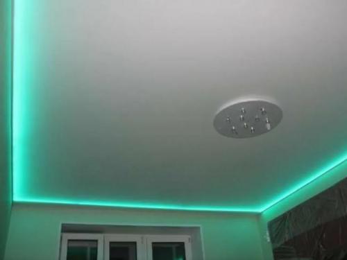 Светодиодная подсветка натяжного потолка: как преобразить ваше пространство 02 Светодиодная подсветка натяжного потолка: как преобразить ваше пространство 02