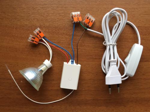 Какие бывают системы управления подсветкой на потолке. КАК ВЫБРАТЬ БЛОК ДИСТАНЦИОННОГО УПРАВЛЕНИЯ ОСВЕЩЕНИЕМ