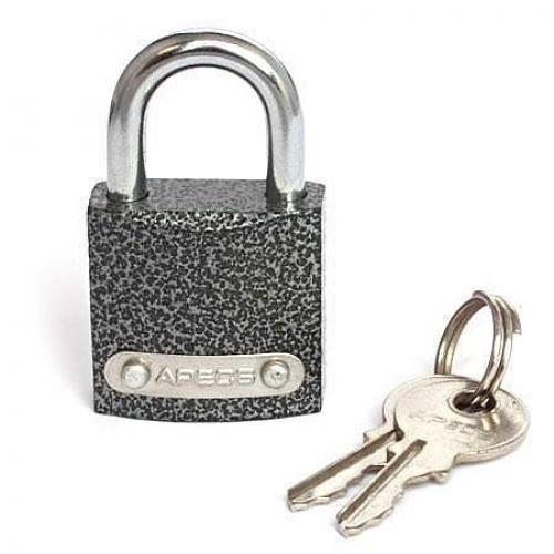 Стандартные размеры шкафчиков в раздевалку. Разновидности конструкций