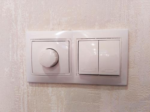 Как выбрать подсветку для комнаты: советы по установке ленты на потолок 08