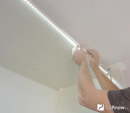 Полное руководство: как сделать натяжной потолок с подсветкой своими руками 01 Полное руководство: как сделать натяжной потолок с подсветкой своими руками 01