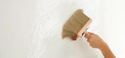 Как клеить обои на потолок с закругленными углами. Как правильно клеить обои на внутренних углах: стандартный алгоритм