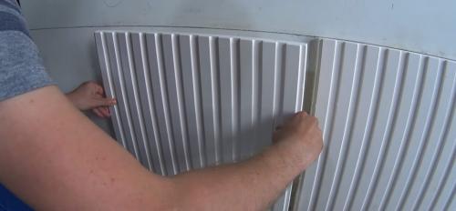 Чем покрыть стены в деревянном доме внутри. Чем обшить стены в деревянном доме