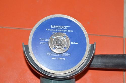 Как резать плитку болгаркой. Диски для резки керамической плитки для болгарки: выбираем правильно