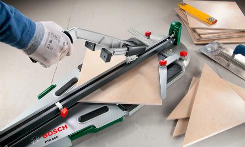 Как пользоваться плиткорезом ручным. Как правильно резать плитку ручным плиткорезом 06 Как пользоваться плиткорезом ручным. Как правильно резать плитку ручным плиткорезом 06