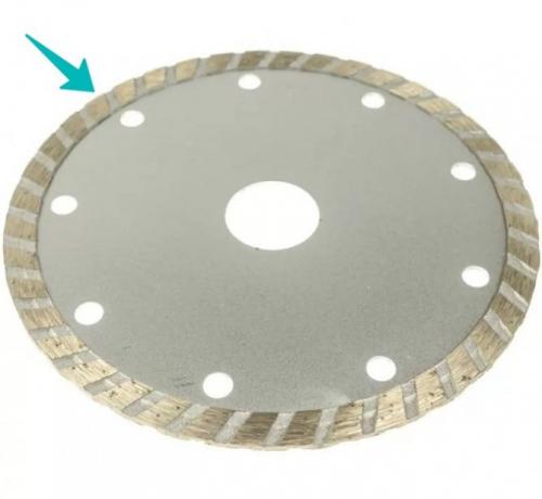 Как резать керамогранит под 45 градусов. Какие инструменты используются для затачивания торцов кафеля под 45 градусов?