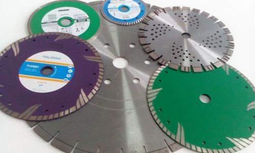 Как резать керамогранит в домашних условиях. Резка болгаркой