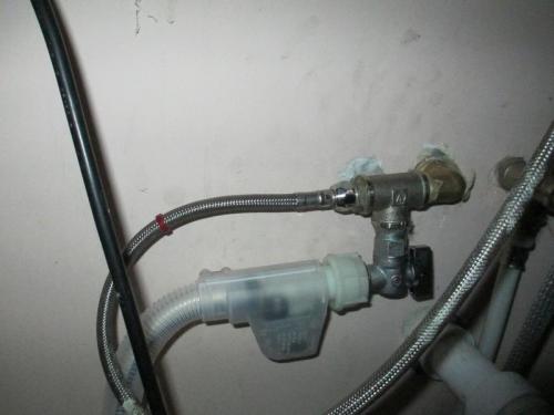 Подключение посудомоечной машины к смесителю. Кран для посудомоечной машины