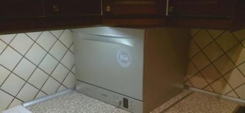 Куда поставить посудомоечную машину, если нет места. Расположение посудомоечной машины на кухне — все, что вы должны знать о монтаже