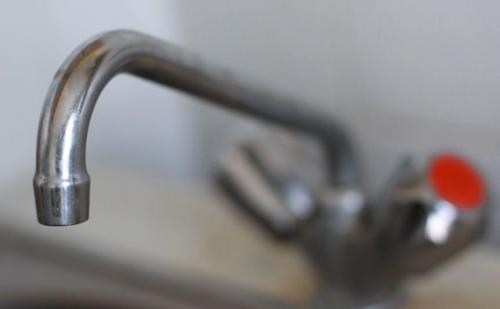 Подключение посудомоечной машины к горячей воде плюсы и минусы. Как подключить посудомойку к горячей воде