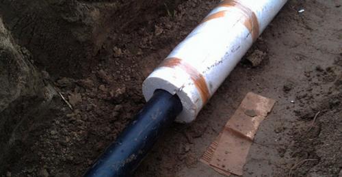 Как утеплить канализационную трубу над землей. Нужно ли утеплять канализацию