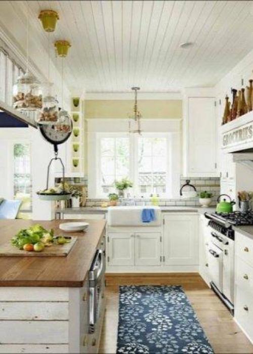 Потолок из пластиковых панелей на кухне своими руками. Плюсы и минусы