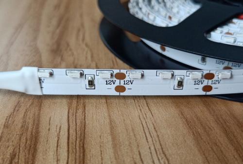 Как выбрать светодиодную ленту rgb. Светодиодная лента RGB: технология, отличие от обычной, подключение