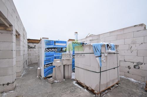 Недорогой и практичный вариант наружной отделки дома из газосиликата. Окрашивание стен из газобетона 05
