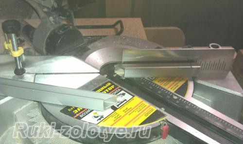 Люстра из профиля своими руками. Изготовление потолочного светильника своими руками.