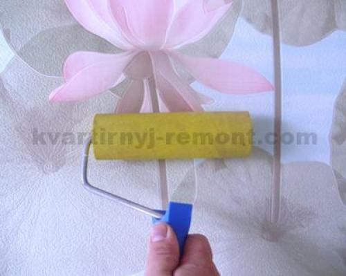 Как поклеить обои самому. Подробная инструкция по поклейке 05