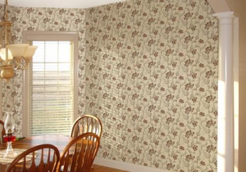 Как клеить бумажные обои на кривые стены. Стоит ли клеить обои на кривые стены