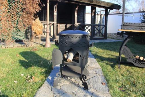 Из чего можно сделать печь для казана. Чугунная печь под казан