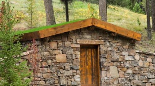 Как правильно выполнить внутреннюю отделку при строительстве погреба на даче. Техника процесса строительства погреба: важные нюансы