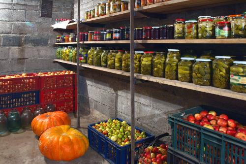 Какие материалы необходимы для строительства погреба на даче. Что нужно знать о современных погребах