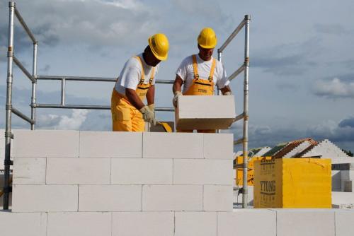 Газоблок, его тех характеристика и виды. Плюсы и минусы стен из газоблока.