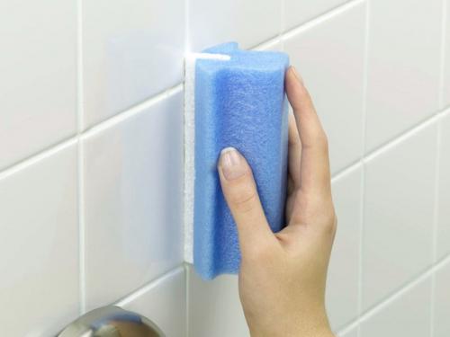 Чем покрасить швы между плиткой в ванной. Способы обновить кафель в ванной краской для плиточных швов