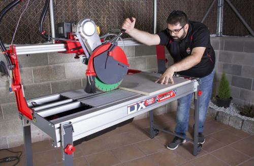 Как выбрать плиткорез и как им пользоваться правильно. Характеристики электроплиткорезов