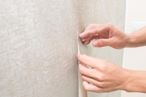 Как правильно поклеить обои в углах помещения. Особенности поклейки в углах 03