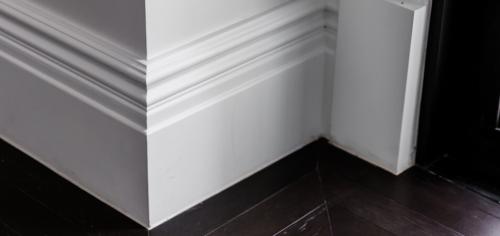 Как сделать скрытый монтаж пластикового напольного плинтуса. Скрытый плинтус для пола: особенности и правила монтажа, фото в интерьере
