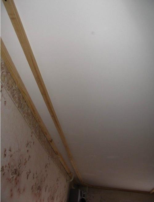 Парусный потолок. Драпировка потолка создаст нужный стиль