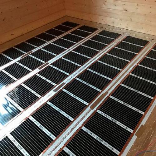 Теплый пол в деревянном доме без стяжки. Как сделать теплый пол в деревянном доме своими руками — монтаж водяной и инфракрасной системы