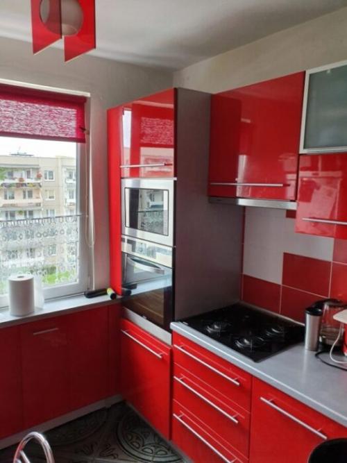 Сочетание красного и серого в интерьере кухни. Кухня в красном цвете: идеи и секреты правильного дизайна (60 фото)