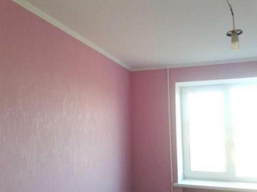 Как клеить бумажные обои встык или внахлест. Какие обои нельзя клеить в стык, а какие в нахлест