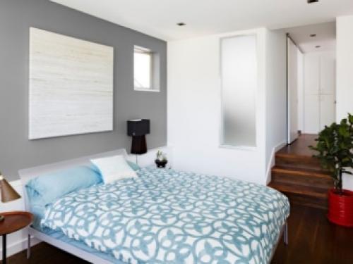 С чем сочетается серо-голубой цвет в одежде.. Сочетание цветов в одежде: как правильно подобрать цветовую гамму для своего образа? 18