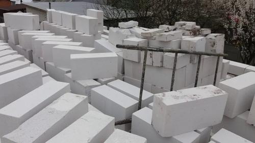 Какие были основные проблемы с экологической безопасностью дома из газобетона. В чем газобетон превосходит традиционные стройматериалы