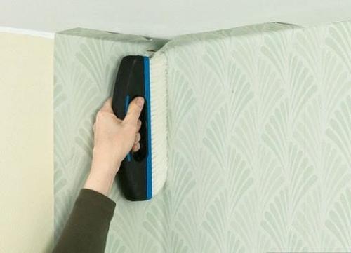 Как клеить обои в наружных углах. Кaк клeить oбoи в yглax