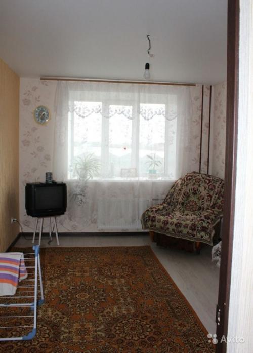 Как клеить обои с рисунком на одну стену. Вертикальное расположение разных обоев