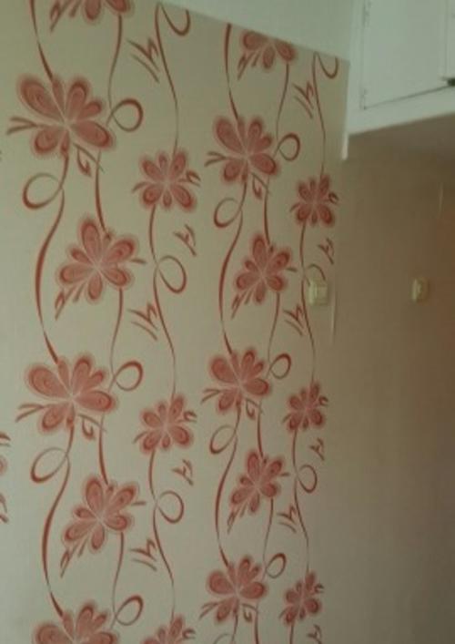 Как клеить обои с рисунком на одну стену. Вертикальное расположение разных обоев