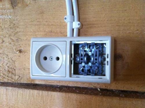 Как подключить новый двухклавишный выключатель. Подсоединение двухклавишного выключателя: подготовительные работы 12 Как подключить новый двухклавишный выключатель. Подсоединение двухклавишного выключателя: подготовительные работы 12