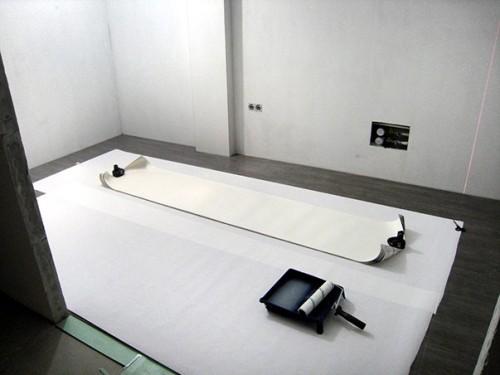 Как клеить обои с рисунком. Клеим флизелиновые обои своими руками