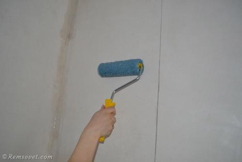 Как клеить в углах обои с рисунком. Инструменты для качественной отделки 07 Как клеить в углах обои с рисунком. Инструменты для качественной отделки 07