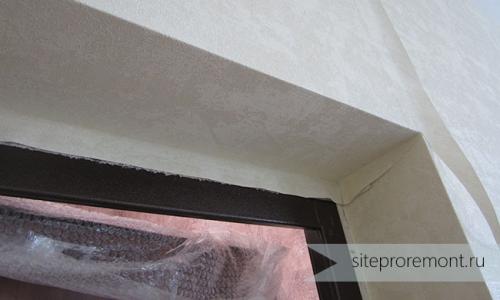 Как клеить обои в дверном проеме. Клеим обои на дверные откосы