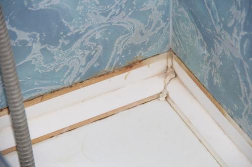 Как установить деревянный плинтус на пол самостоятельно: подробный гид 22