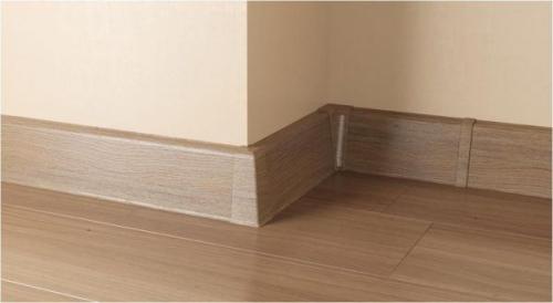 Какие инструменты необходимы для установки пластикового плинтуса