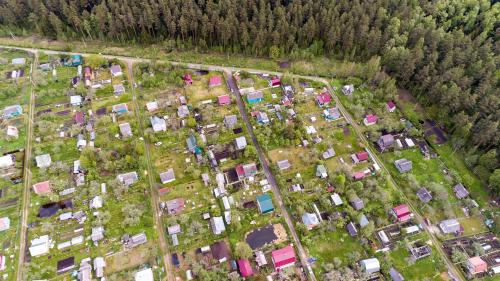 Одноэтажный или двухэтажный дом, что дешевле. Участок