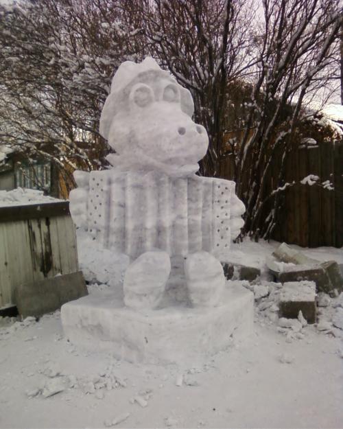 Как украсить дом снаружи своими руками. Варианты уличных украшений для дома на Новый год: трафареты, фото