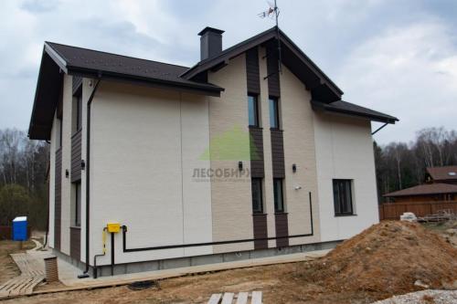 Дизайн фасада комбинированного дома в деталях. Комбинированные дома — стили, варианты архитектуры, лучшие проекты и эксклюзивный дизайн (135 фото и видео) 37 Дизайн фасада комбинированного дома в деталях. Комбинированные дома — стили, варианты архитектуры, лучшие проекты и эксклюзивный дизайн (135 фото и видео) 37